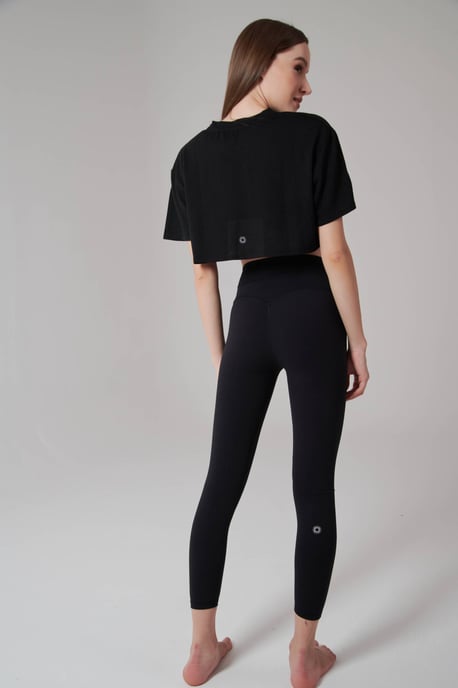 Crop T-shirt - Image 2