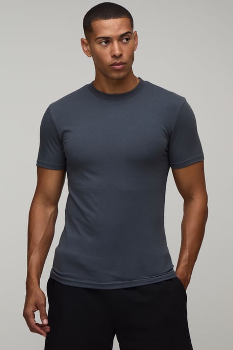 Essential Muscle Fit T-Shirt - Image 1