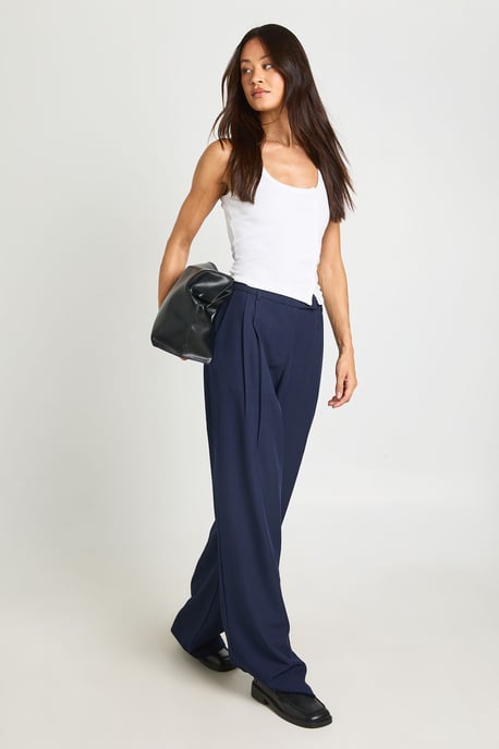 Tall Boohoo Basics Tailored Wide Leg Trouser - Image 3