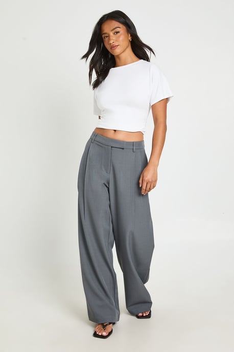 Petite Boohoo Basics Tailored Wide Leg Trouser - Image 3