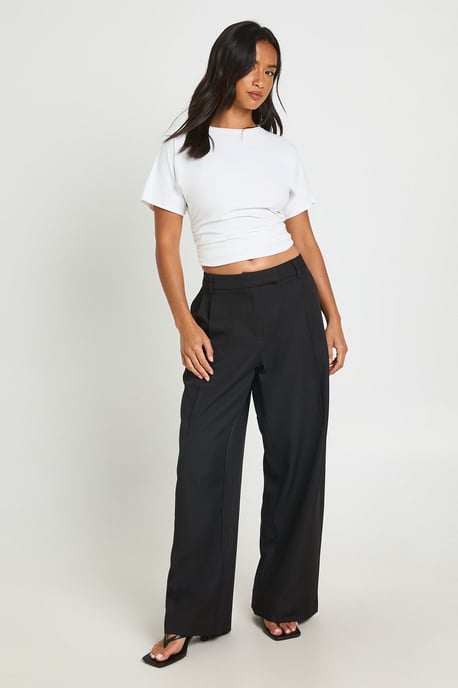 Petite Boohoo Basics Tailored Wide Leg Trouser - Image 3