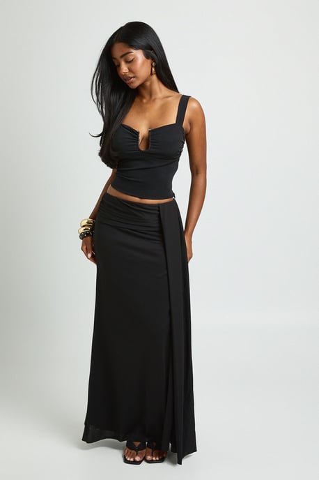 Textured Gold Trim Halter Neck Top - Image 3