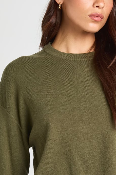 Round Neck Long Sleeve Knitted Top - Image 4