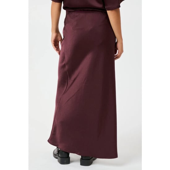Neo Noir vicky heavy sateen skirt 159588 174 burgundy - Image 5