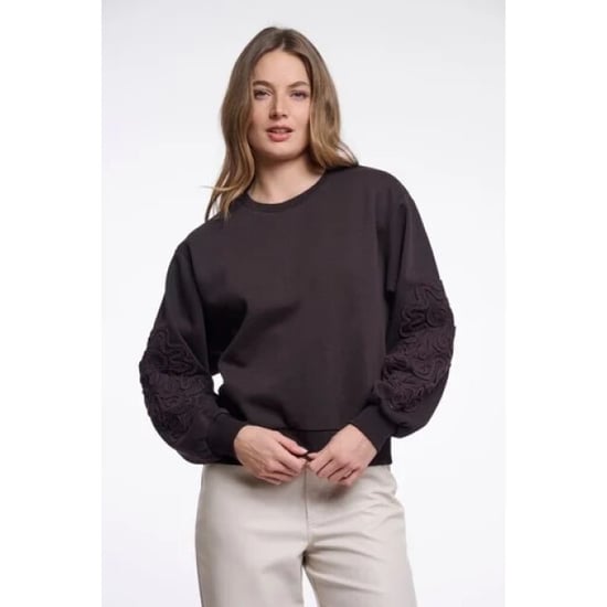 Rino & Pelle Manar.7002612 rino en pelle crew neck sweater with applicated sleeves coffee roast - Image 1