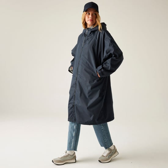 Regatta Outdoor Active Unisex Waterproof Zip Beach Surfing Changing Robe - Image 3