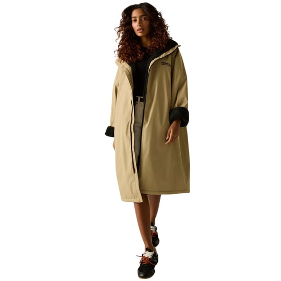 Regatta Outdoor Active Unisex Waterproof Zip Beach Surfing Changing Robe - Image 1