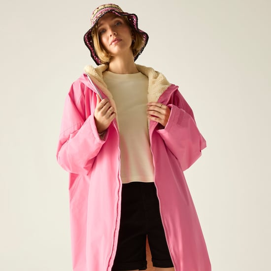Regatta Outdoor Active Unisex Waterproof Zip Beach Surfing Changing Robe - Image 4