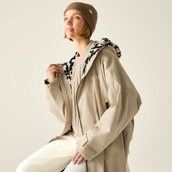 Regatta Outdoor Active Unisex Waterproof Zip Beach Surfing Changing Robe - Image 5