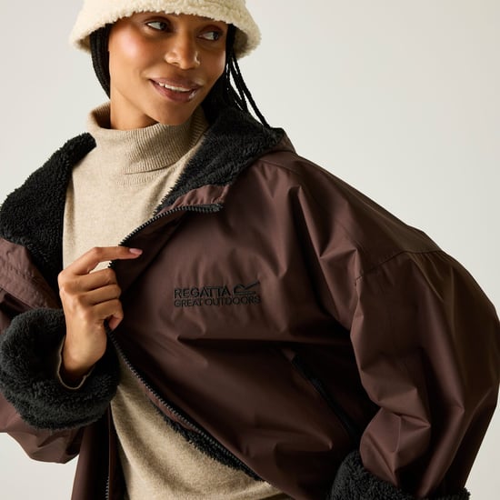 Regatta Outdoor Active Unisex Waterproof Zip Beach Surfing Changing Robe - Image 5