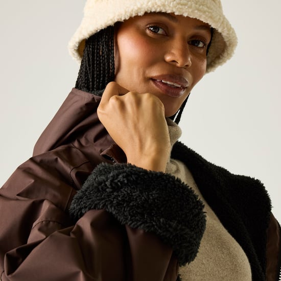 Regatta Outdoor Active Unisex Waterproof Zip Beach Surfing Changing Robe - Image 6