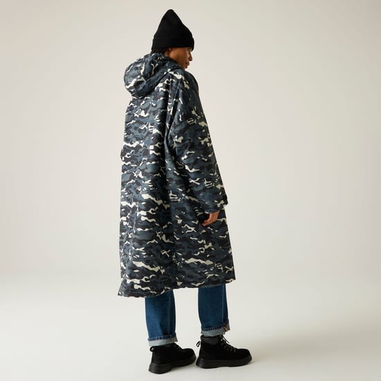Regatta Outdoor Active Unisex Waterproof Zip Beach Surfing Changing Robe - Image 4