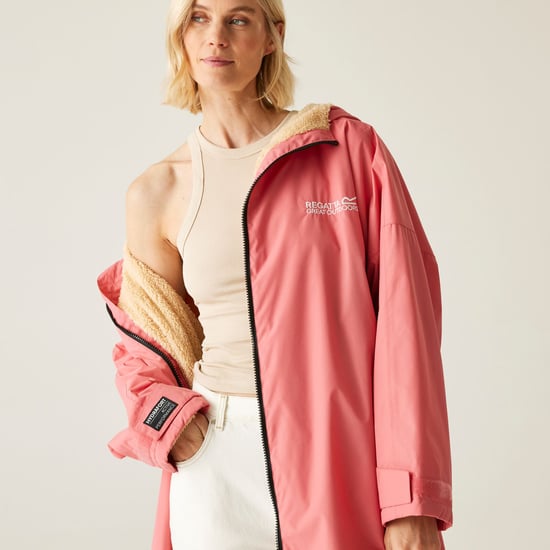 Regatta Outdoor Active Unisex Waterproof Zip Beach Surfing Changing Robe - Image 3