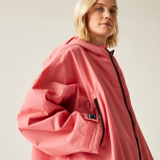 Regatta Outdoor Active Unisex Waterproof Zip Beach Surfing Changing Robe - Image 4