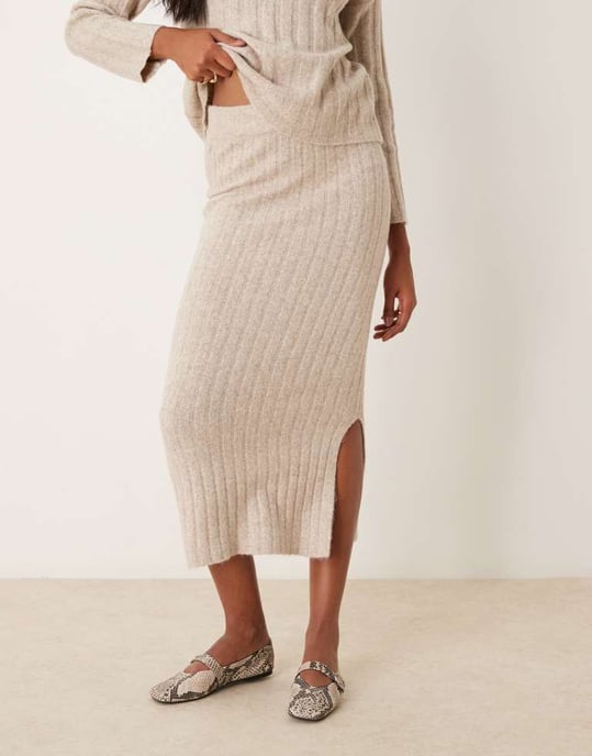 Vila ribbed maxi skirt co-ord in cream - Image 3