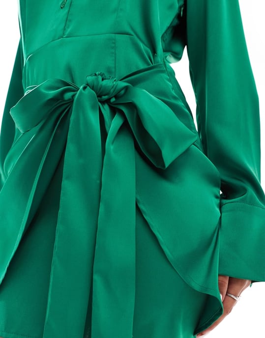 In The Style x Perrie Sian exclusive satin wrap tie side mini shirt dress in emerald green - Image 4