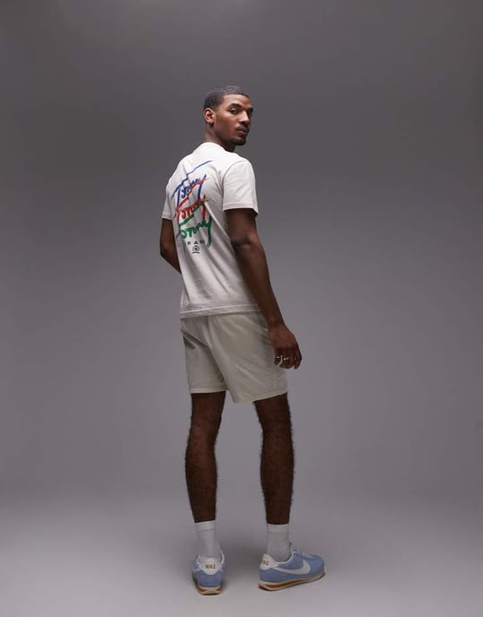 Tommy Jeans repeat signature back print t-shirt in oat marl - Image 3