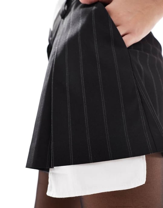ASOS DESIGN pleat front exposed tailored mini skirt in tonal stripe - Image 3