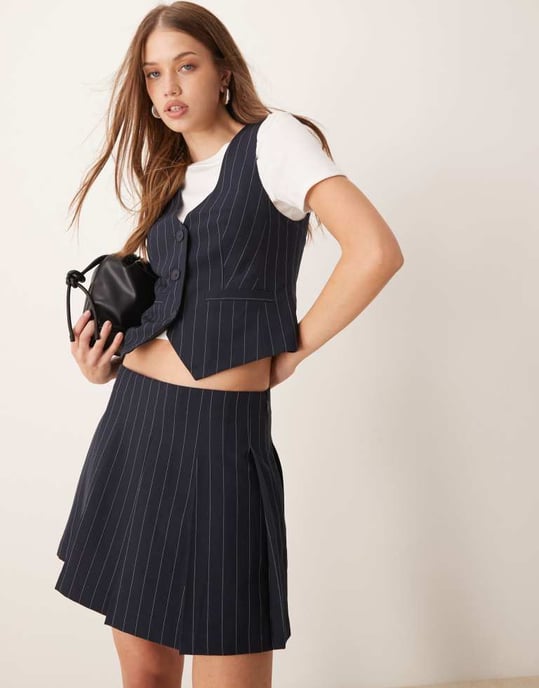 ASOS DESIGN tailored pleated mini skirt in navy stripe - Image 2