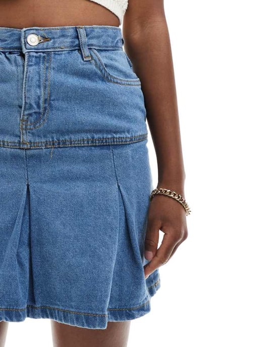 In The Style pleated denim mini skirt in blue - Image 3