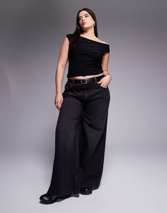 ASOS DESIGN Curve slinky twisted off shoulder asymmetric top in black - Image 4
