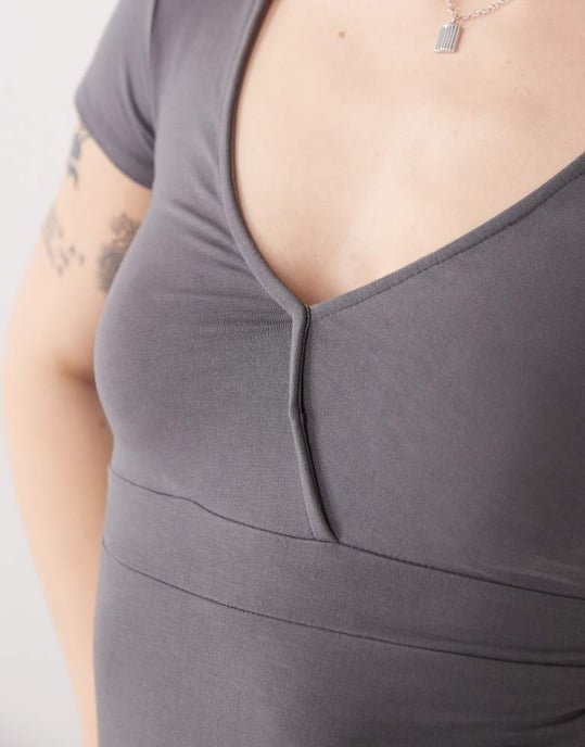 Motel machiko plunge front wrap top in charcoal grey - Image 3