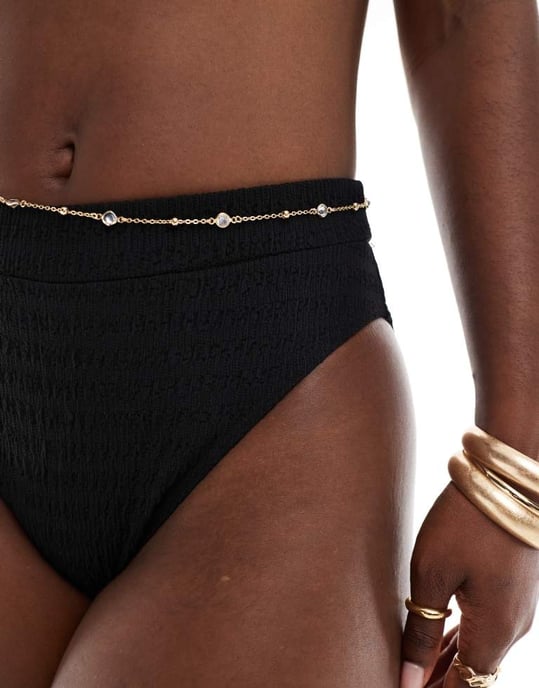 In The Style high leg bikini bottom co-ord in black - Image 2