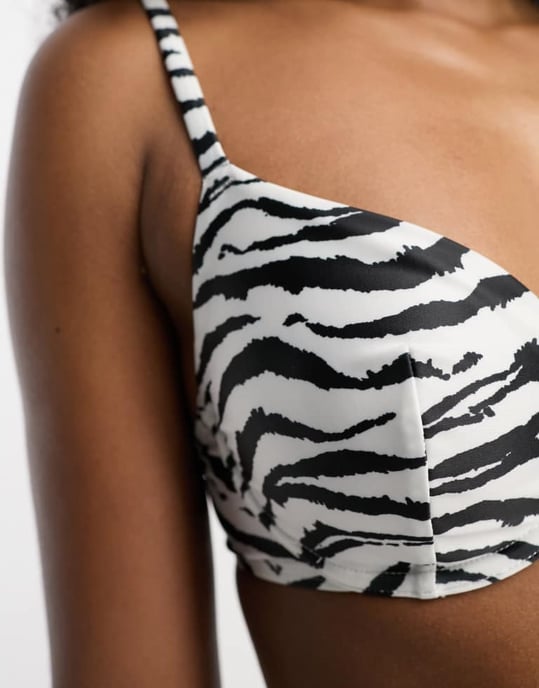 Dorina Burdine underwire bikini top in zebra print - Image 2