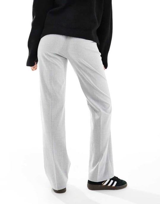 ASOS DESIGN tailored slim straight trousers in light grey - Image 2
