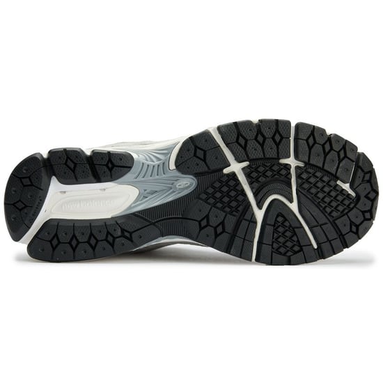 New Balance 2002r Trainers - Image 5