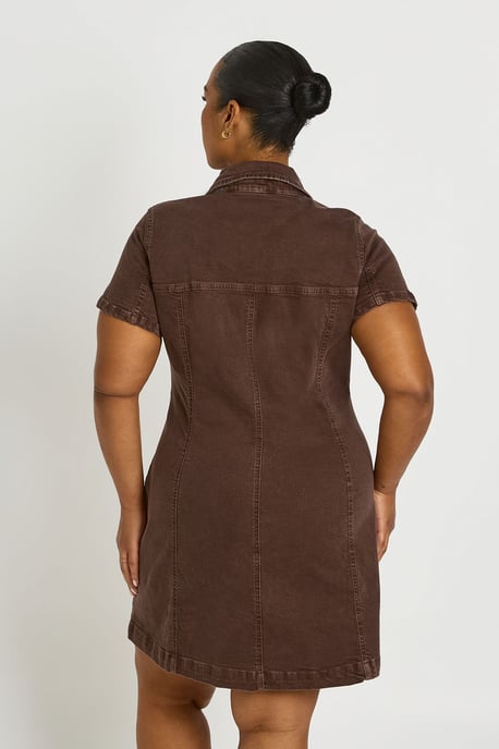 Plus Short Sleeve Zip Front Denim Dress - Image 2