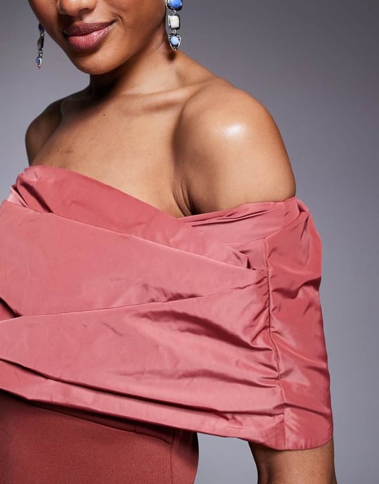 ASOS DESIGN Lång bardot manipulerad taftakjolsdetalj midi-klänning i röd - Image 2