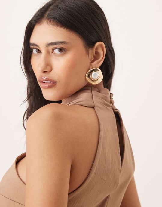 ASOS DESIGN korsad hals midi kolumndress i sten - Image 2