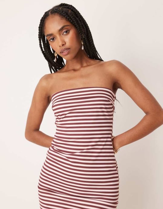 ASOS DESIGN bandeau veckad midiklänning i brunt och rosa randigt - Image 3