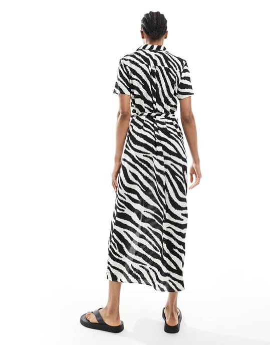 Vero Moda Tall Easy knäppning lång skjortklänning i zebramönster - Image 3