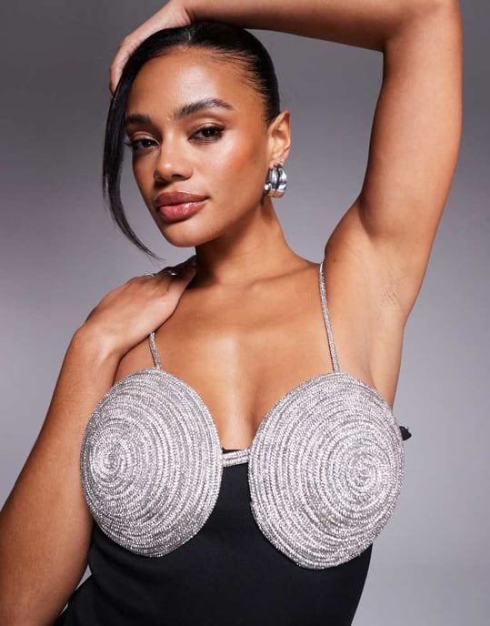 ASOS DESIGN midi-klänning med silverpryddt behådetalj i svart i scuba-liknande tyg - Image 2
