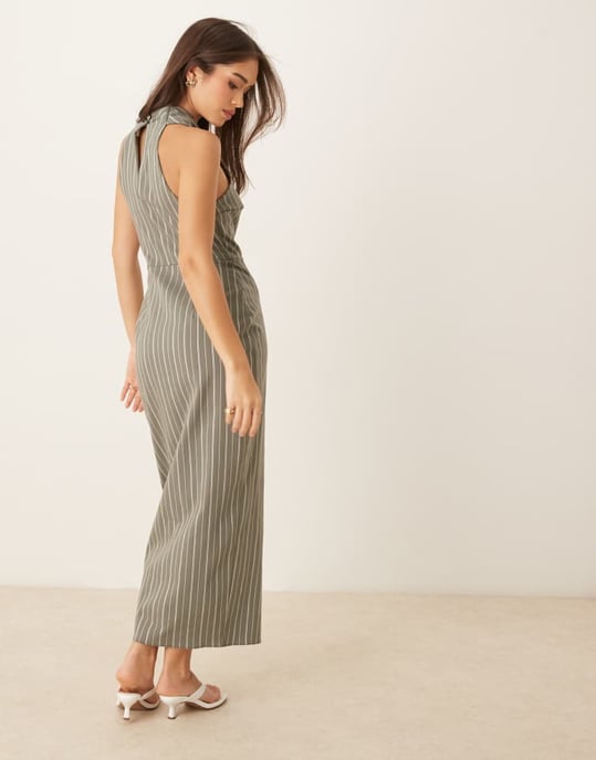 ASOS DESIGN bengaline korsad hals midi kolumnklänning i randig - Image 4