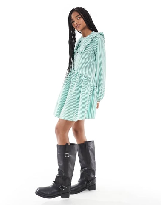 Miss Selfridge randig oversized krage smockklänning i grön rand - Image 1