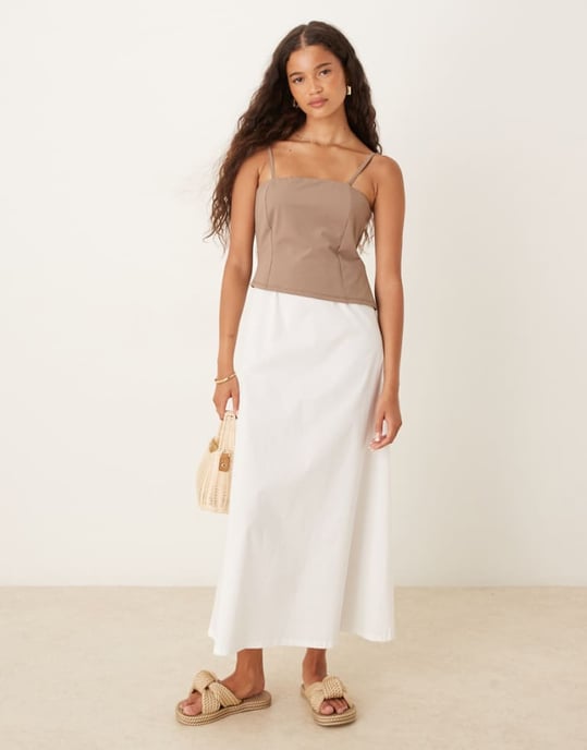 ASOS DESIGN maxi klänning med spaghettiband och poplinkjol i mocha - Image 1