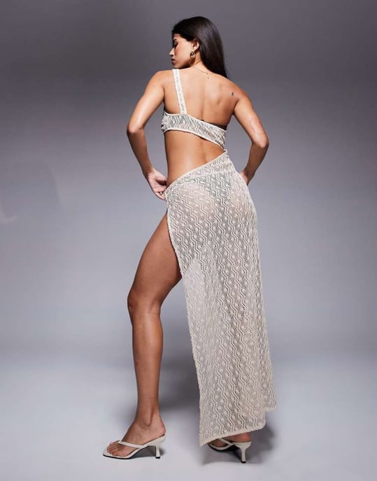 ASOS DESIGN Rina raffia-blommor maxi strandklänning i vitt - Image 3