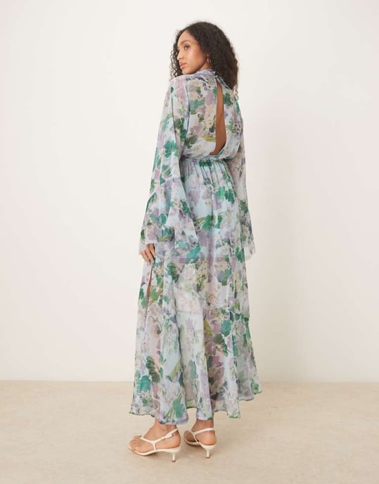 ASOS DESIGN maxiklänning med hög hals och utskärning samt volangärmar i blommönster - Image 3
