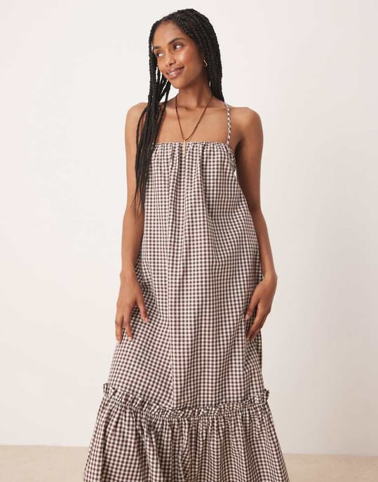 ASOS DESIGN halterneck smock maxiklänning i monokrom rutigt mönster - Image 4