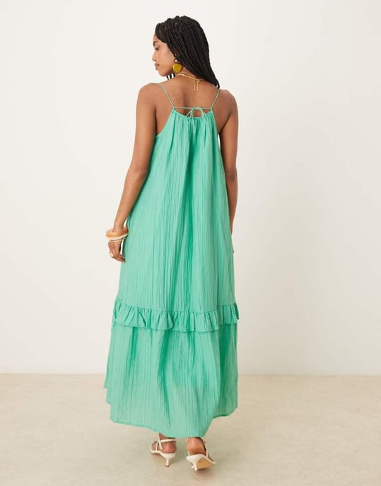 YAS premium crinklad volangkantad cami maxiklänning i gumdrop green - Image 3