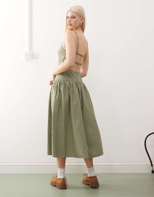 COLLUSION scoop neck drop waist maxi klänning i grön ruta - Image 2