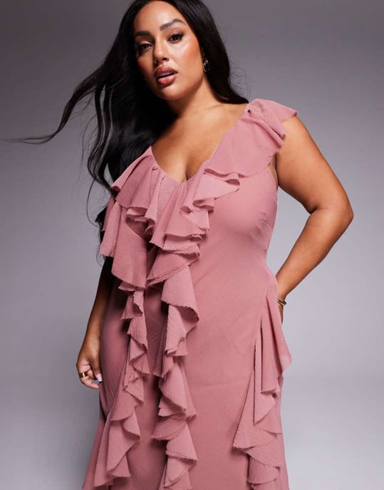 ASOS DESIGN Curve volang bias maxi klänning med öppen rygg i rosaröd - Image 3