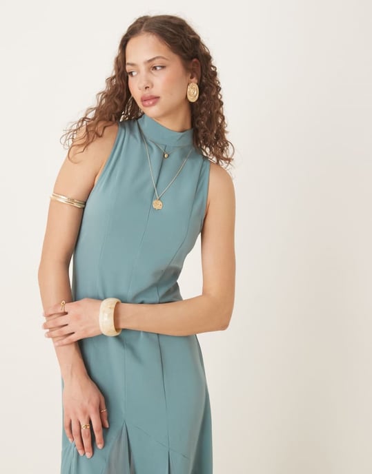 ASOS DESIGN höghalset maxiklänning med chiffonginsatser i tvättad blå - Image 2