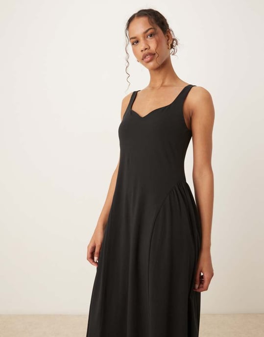 ASOS DESIGN sommarklänning maxi med full kjol i svart - Image 4