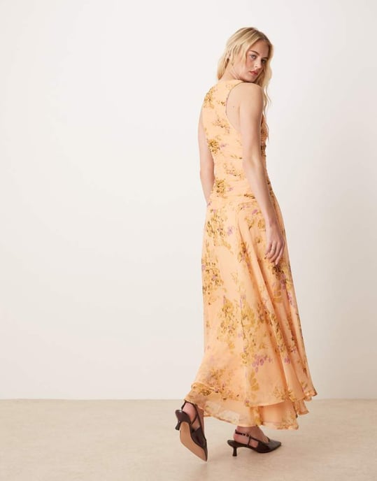 ASOS DESIGN Lång racerhalsad klänning med draperad bodice och sänkt midja i blommönster - Image 3