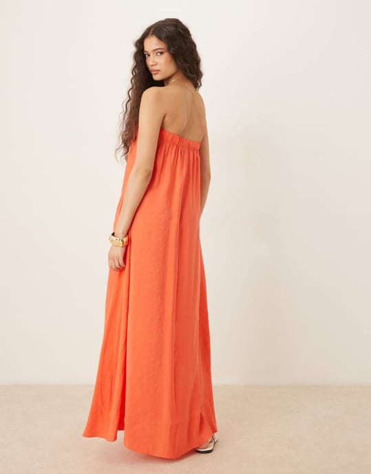 ASOS DESIGN cupro bandeau maxiklänning i röd - Image 3