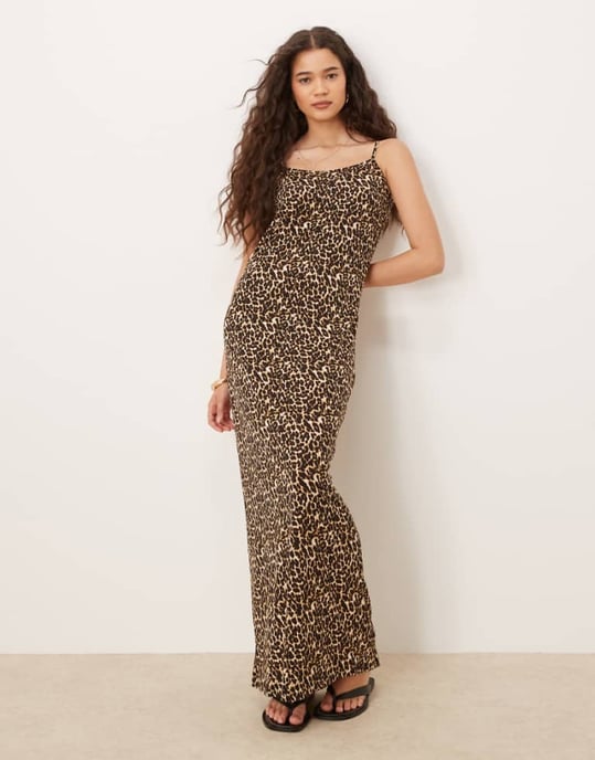 Vila slinky jersey cami maxiklänning i leopardmönster - Image 1